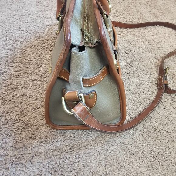 Dooney & Bourke R212 TP Crossbody Bag Beige Pebbled Leather Top Handle Purse Vtg - Picture 7 of 16